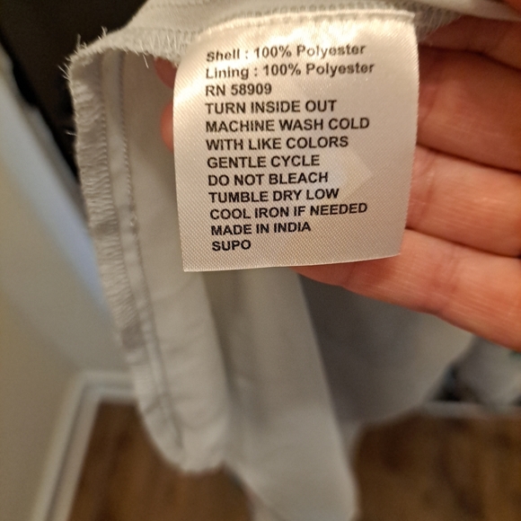 NWT Chelsea & Violet Margaux Floral Plisse Maxi Dress Multicolor  Size S - Picture 7 of 8